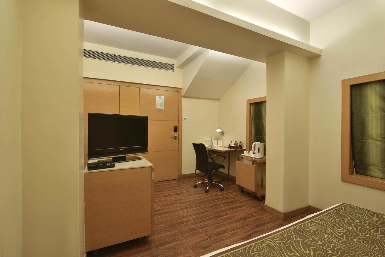Hotel Heritage Formerly Known As Comfort Inn Heritage Mumbai Exterior photo